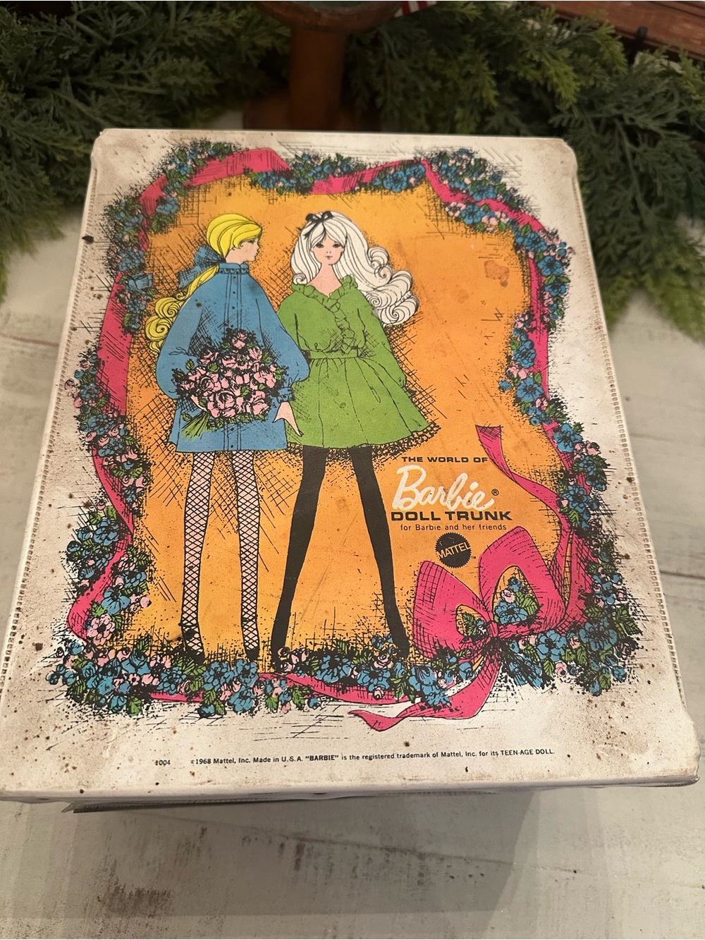 Vintage 1968 Mattel "The World of Barbie" doll trunk! A MUST SEE!!!